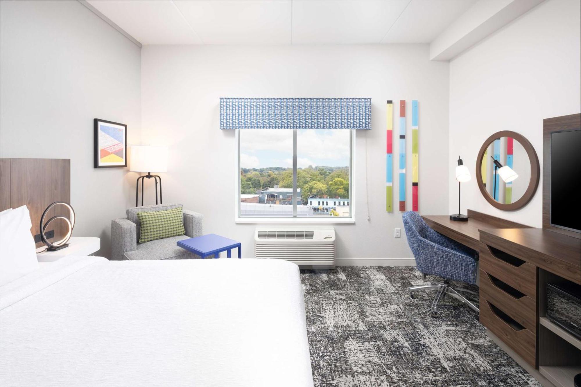 Hampton Inn & Suites Rochester Downtown Экстерьер фото