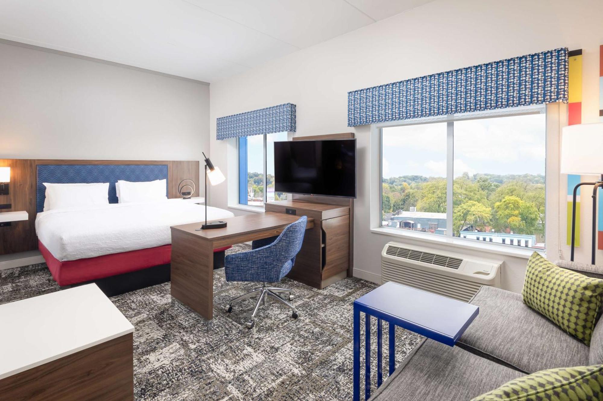 Hampton Inn & Suites Rochester Downtown Экстерьер фото