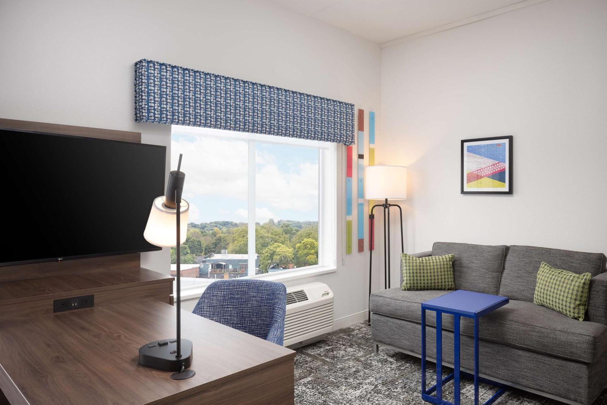 Hampton Inn & Suites Rochester Downtown Экстерьер фото