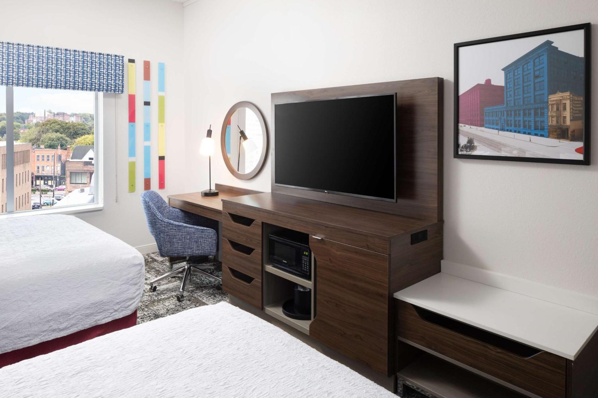 Hampton Inn & Suites Rochester Downtown Экстерьер фото