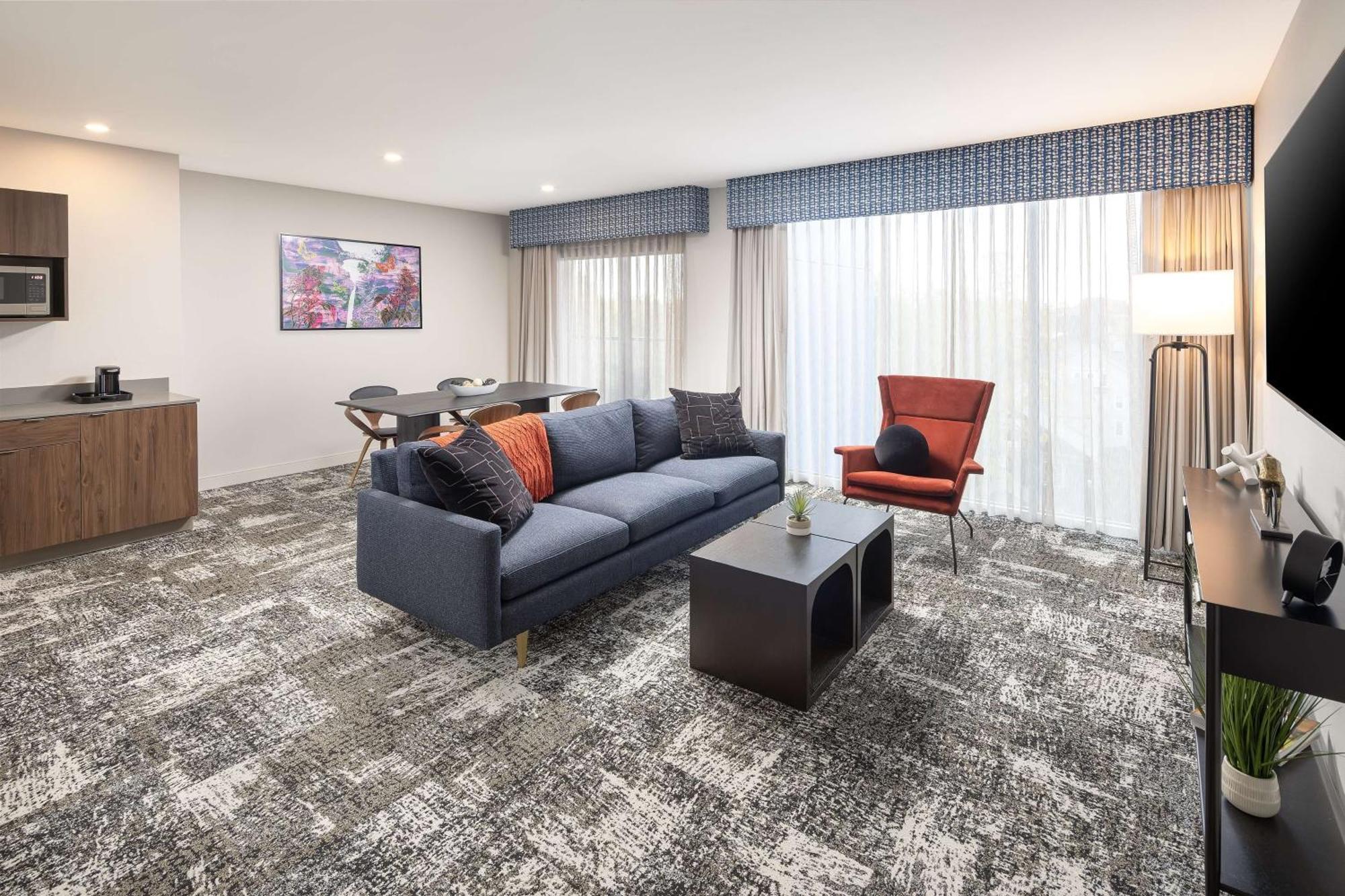 Hampton Inn & Suites Rochester Downtown Экстерьер фото