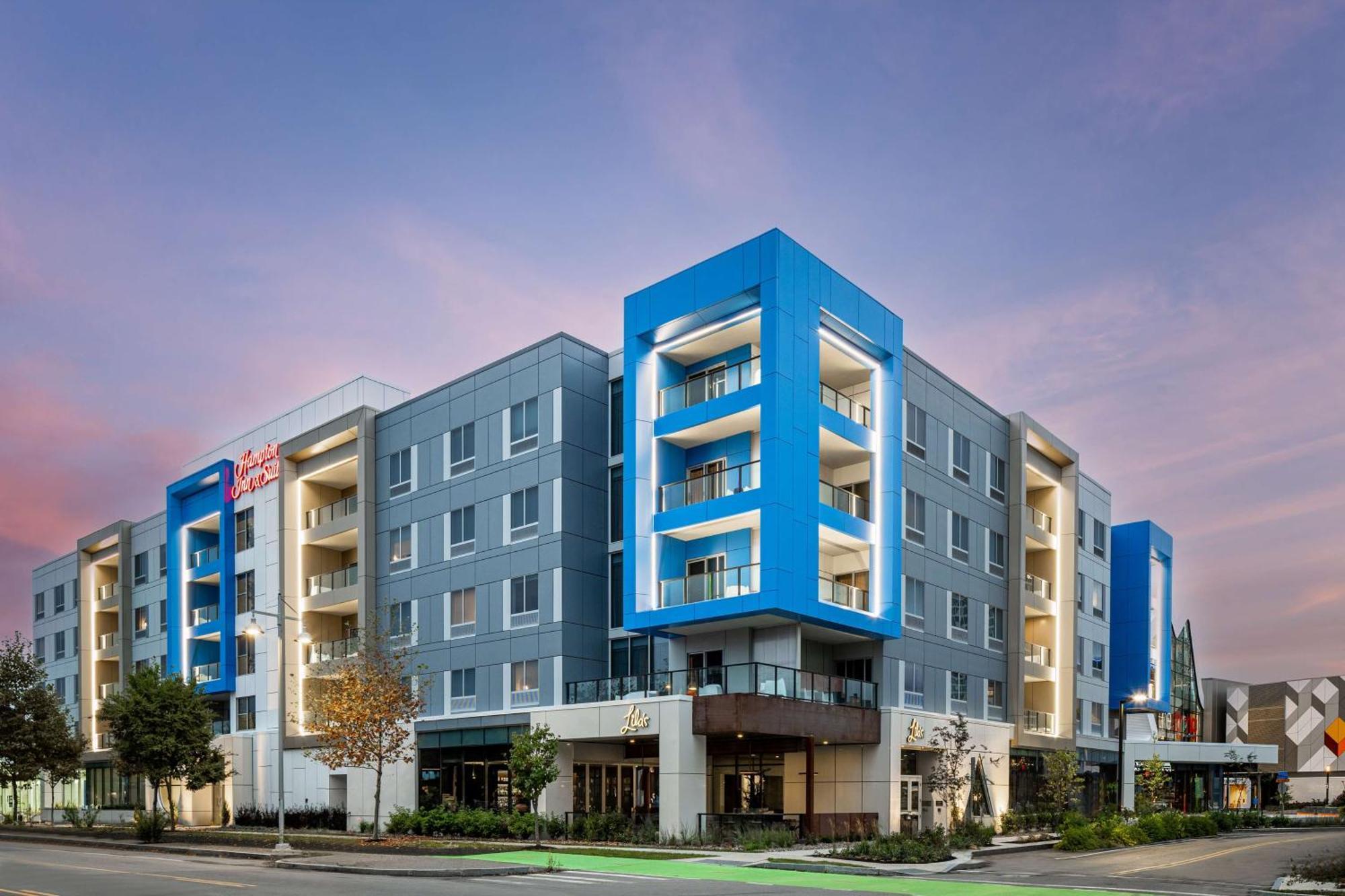 Hampton Inn & Suites Rochester Downtown Экстерьер фото