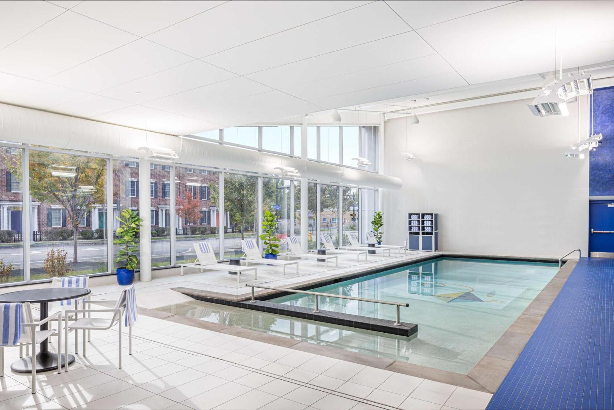 Hampton Inn & Suites Rochester Downtown Экстерьер фото