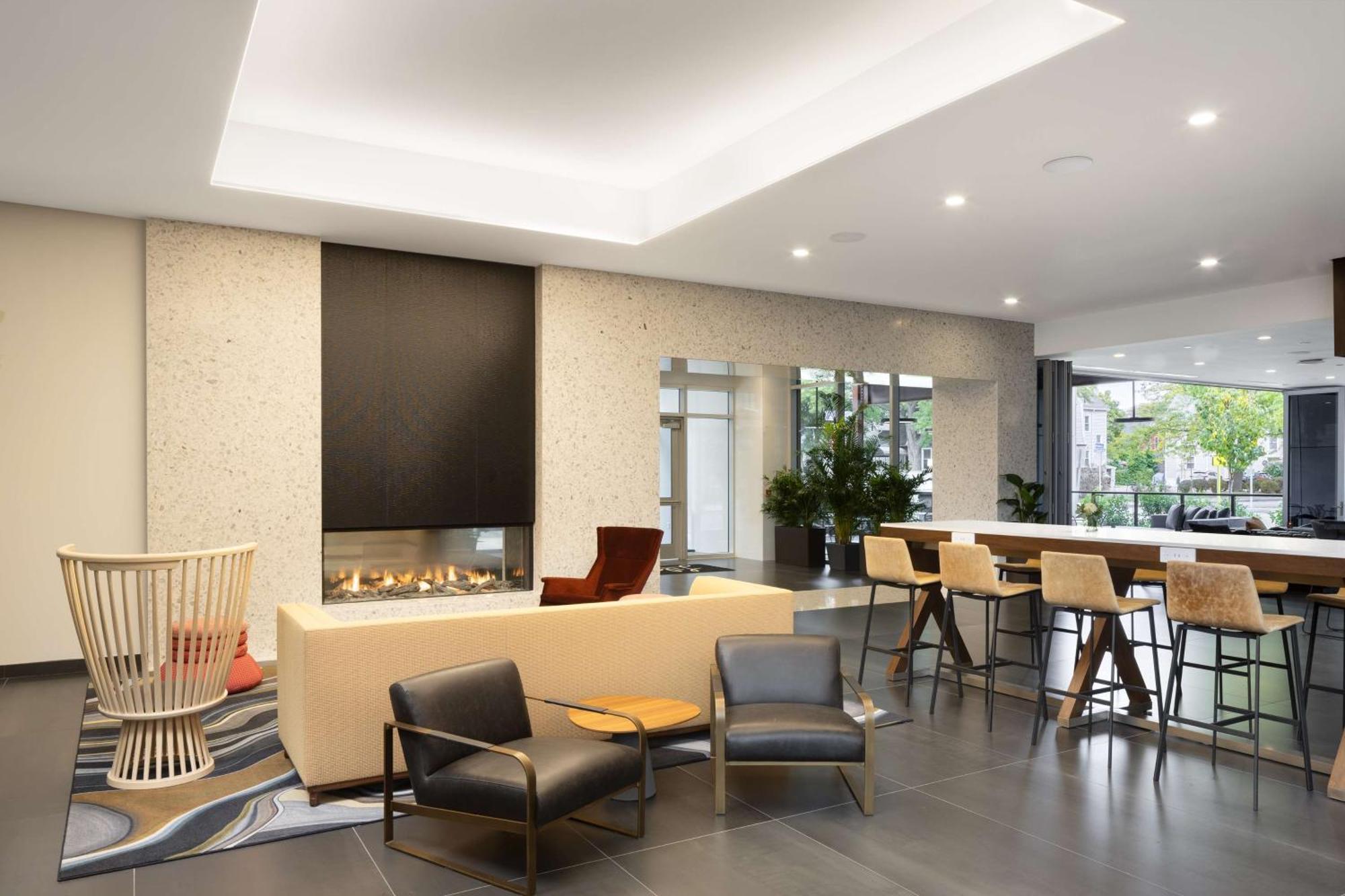 Hampton Inn & Suites Rochester Downtown Экстерьер фото